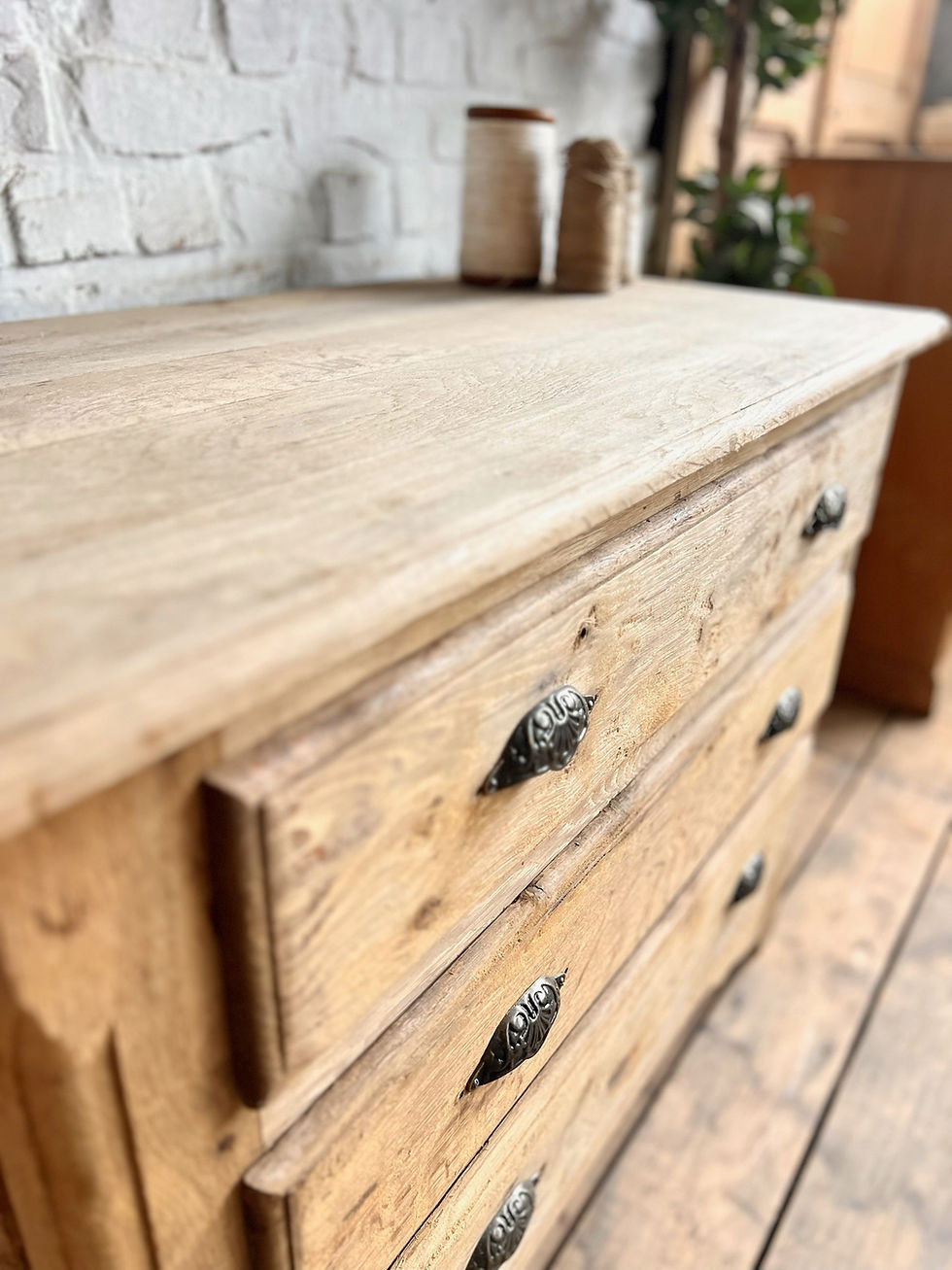 Miniature : Ancienne commode 3 tiroirs 