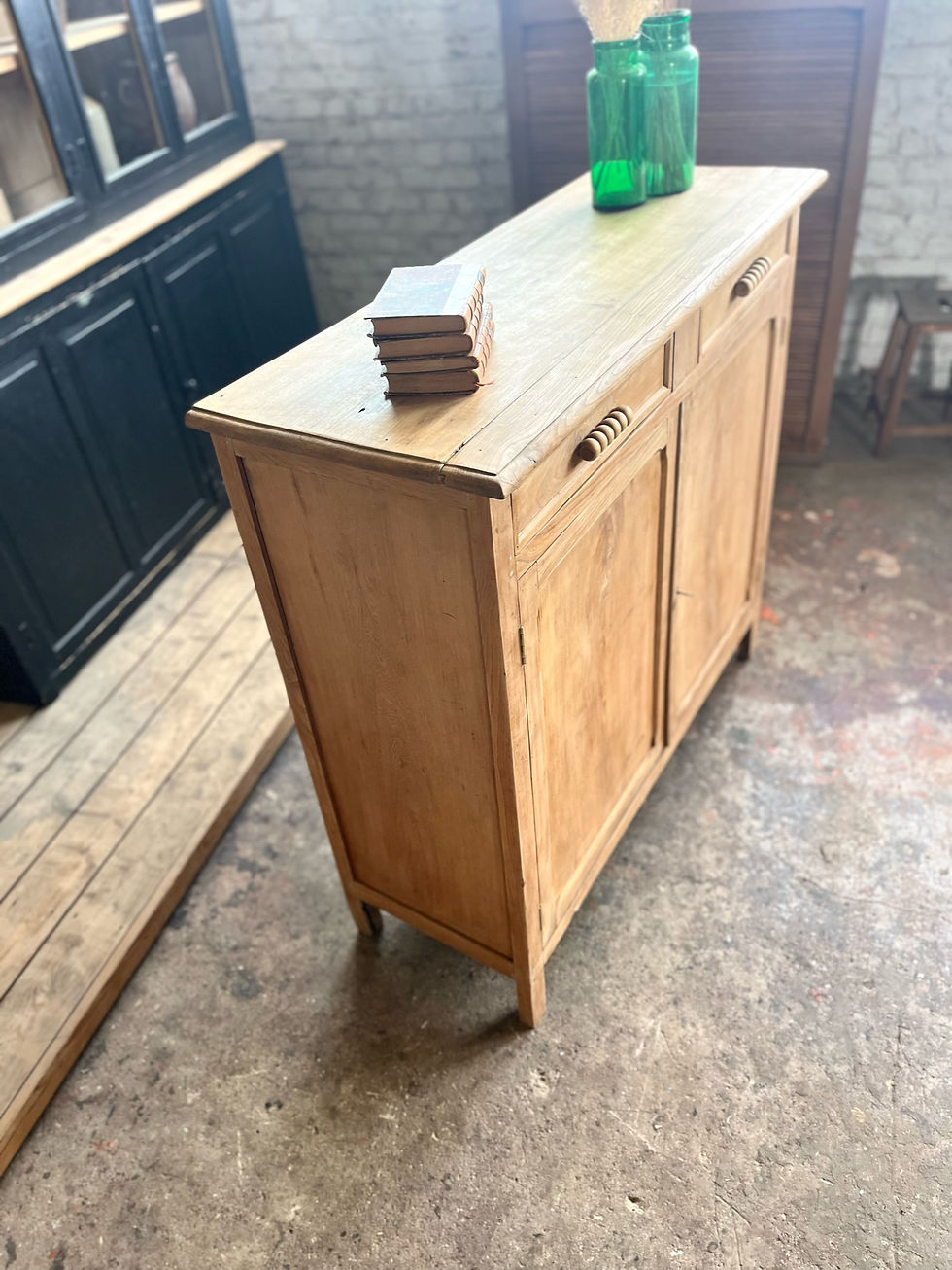 Miniature : Ancien buffet parisien 