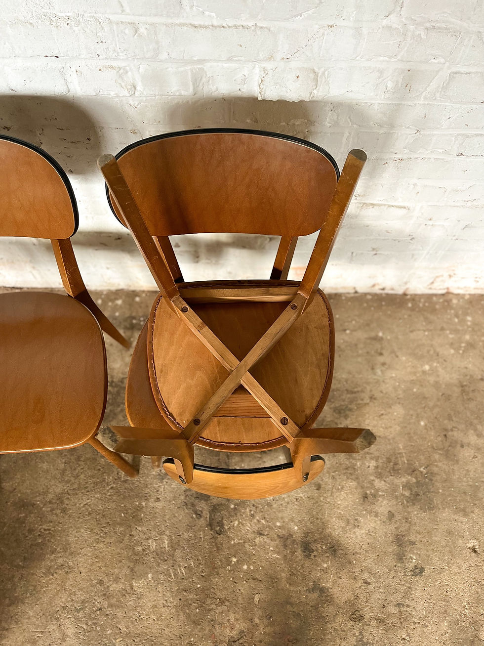 Miniature : Série de 4 chaises bistrot 