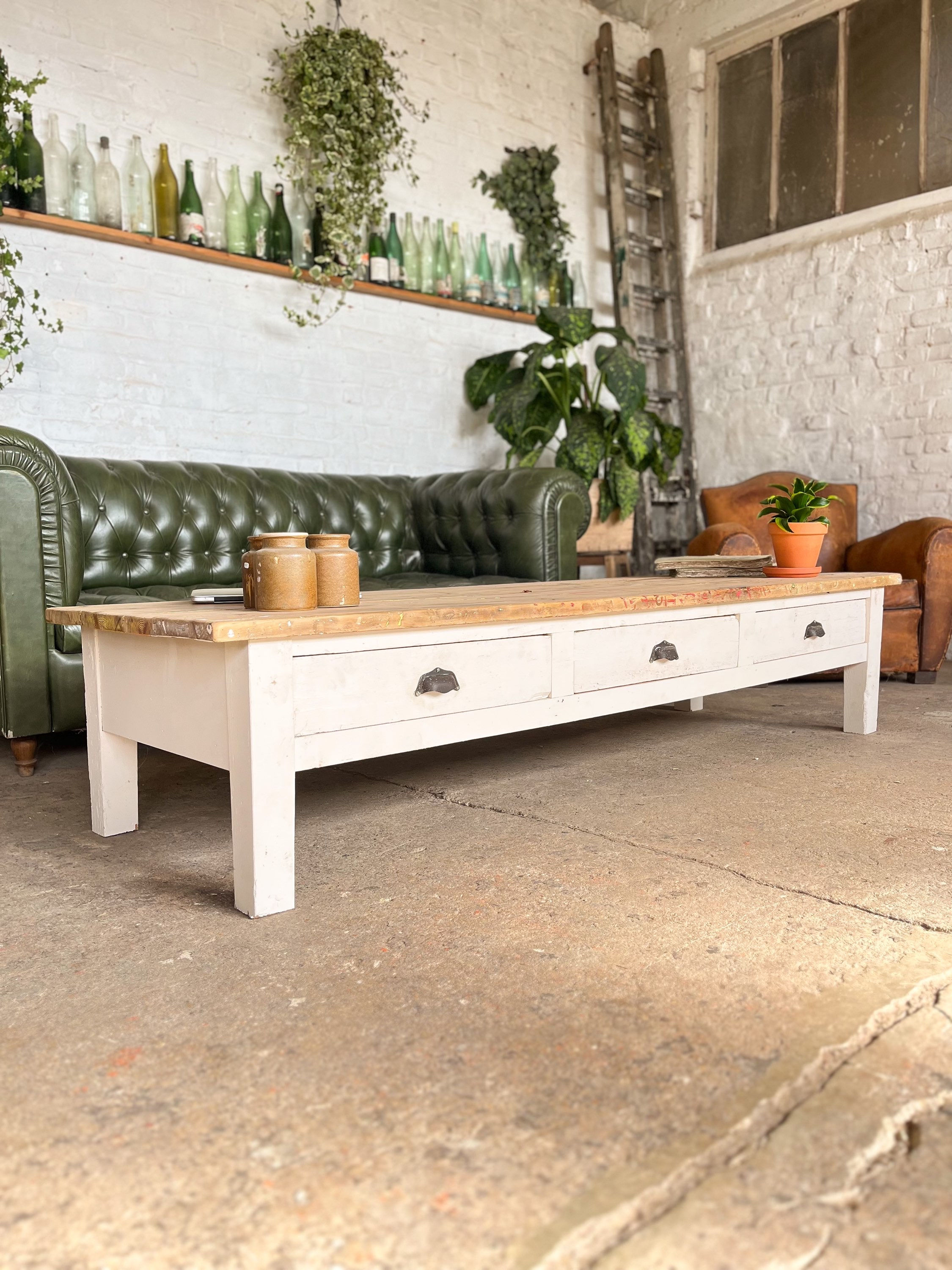 Table basse 3 tiroirs 