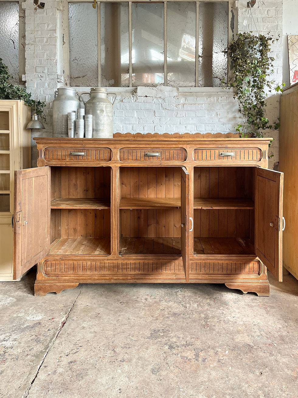 Miniature : Ancien meuble de boucherie