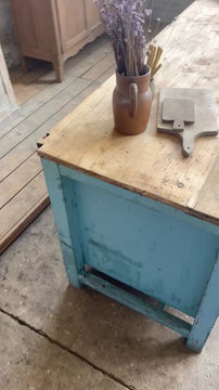 Miniature : Ancien établi patine d’origine 