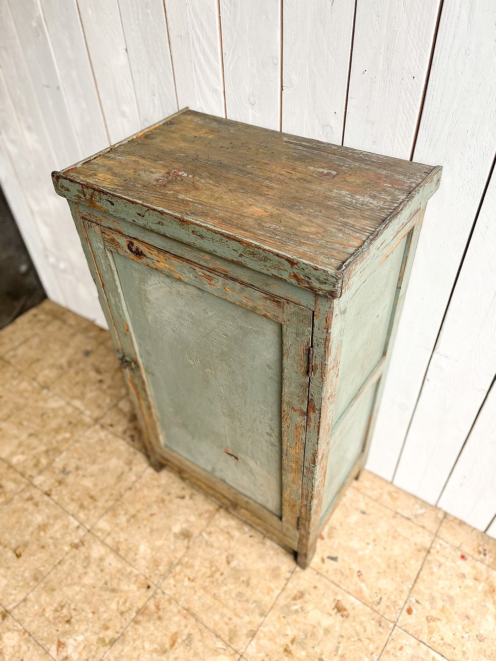 Miniature : Ancien buffet d’usine patine bleu