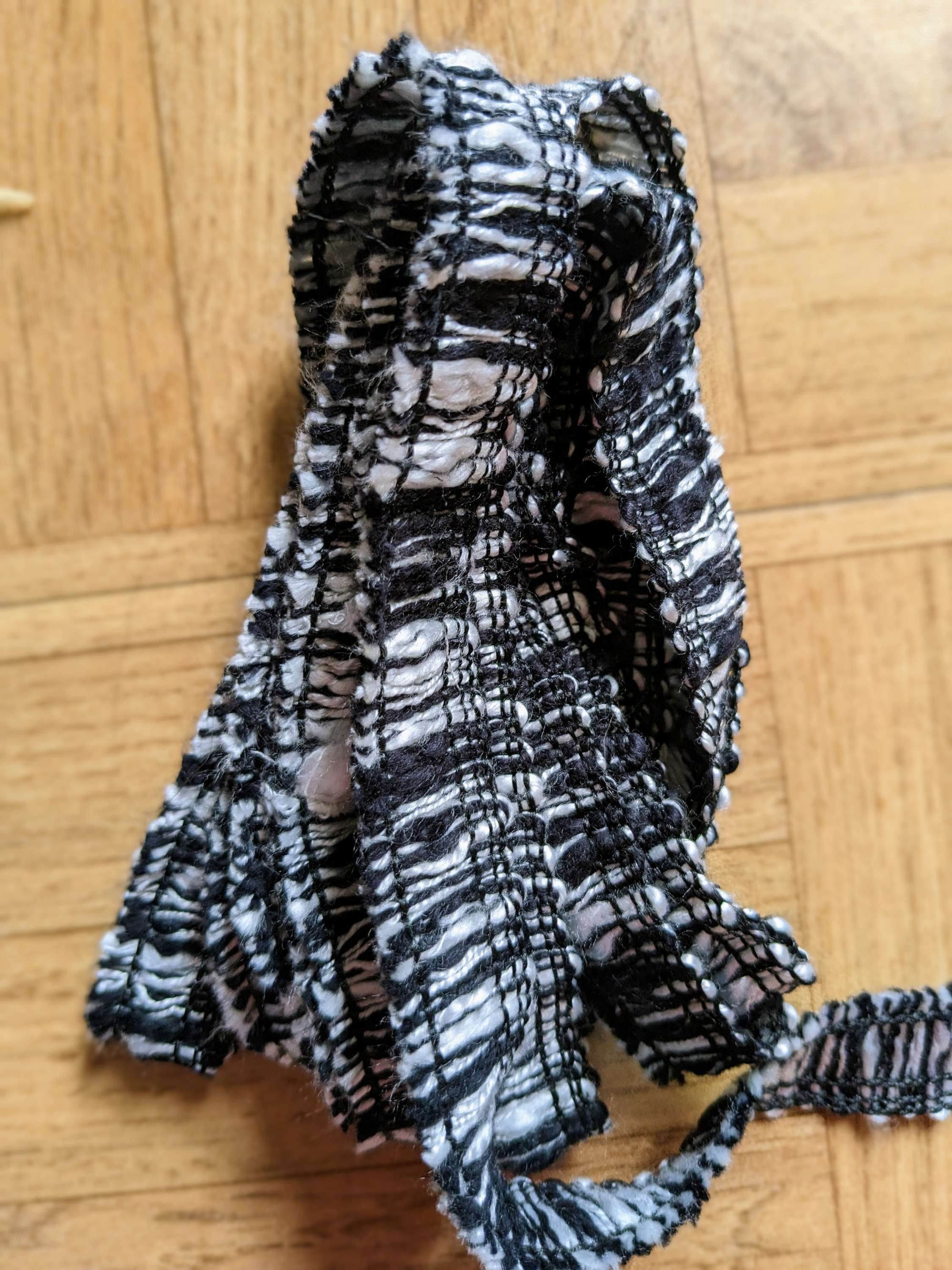 Galon noir et blanc 20 mm