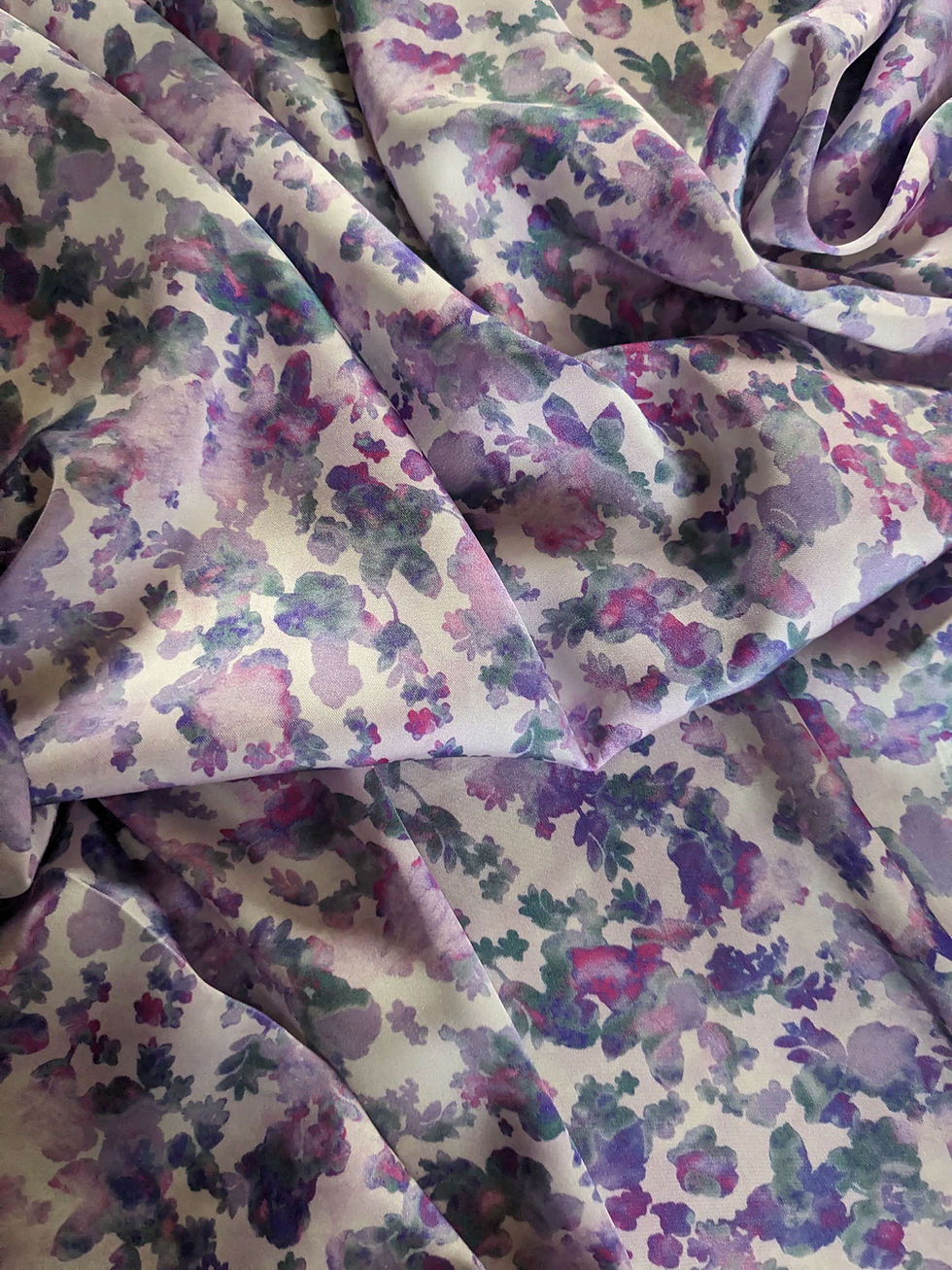 Miniature : Coupon 3m de satin parme  floral