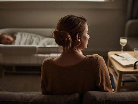 Alcohol After Birth: Safety, Breastfeeding & Myths