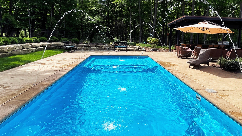fiberglass_pool_hero_compressed.png