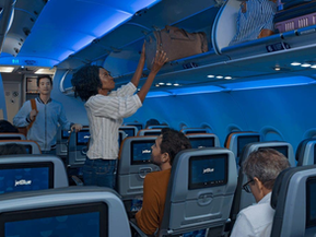 JetBlue start deze zomer vluchten naar New York vanaf .... Schiphol 