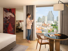 4 overnachtingen in Montien Hotel bij e-learning Thailand