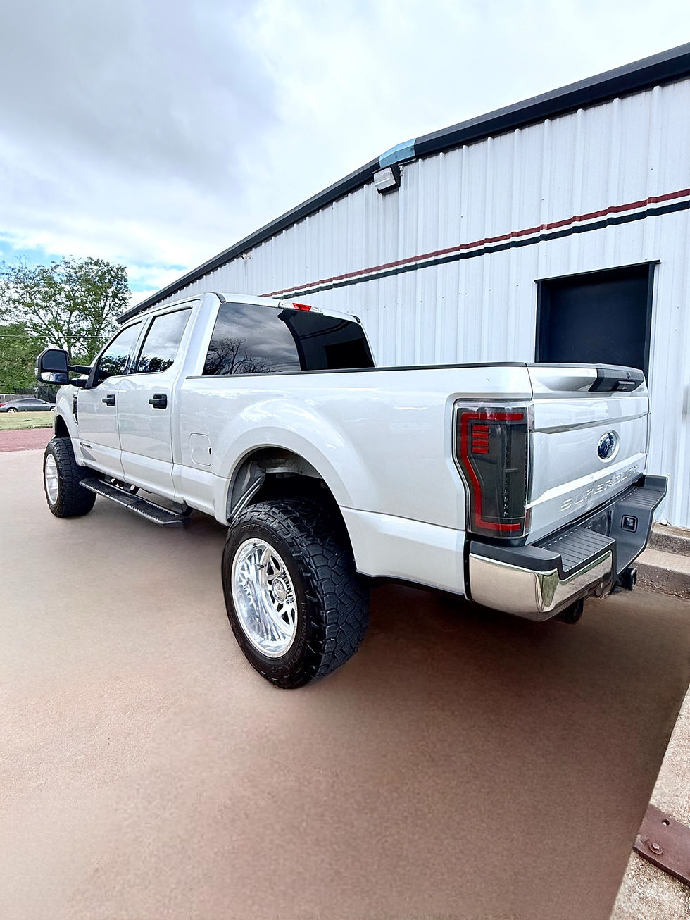 Thumbnail: 2018 F-250 XLT 4x4 6.7L PowerStroke SWB