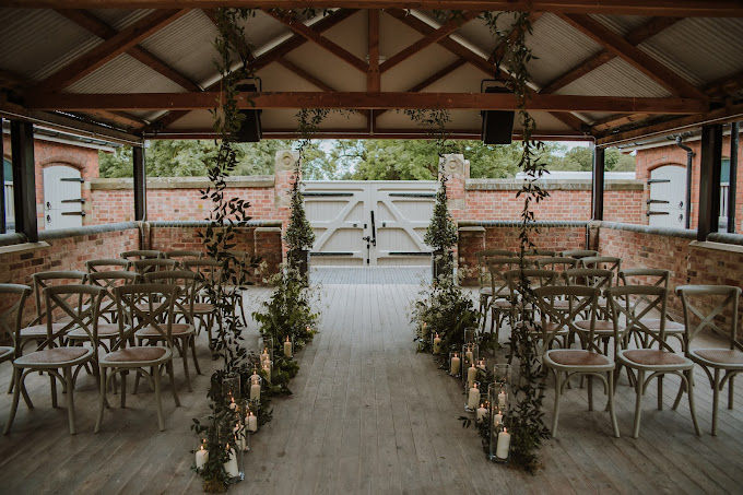 Luton Wedding Venues