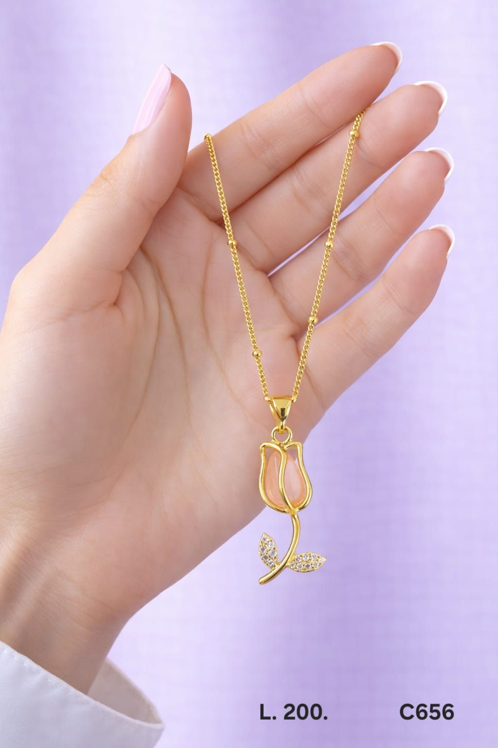 Cadena laminado de oro 18k diseño flor con detalles brillantes