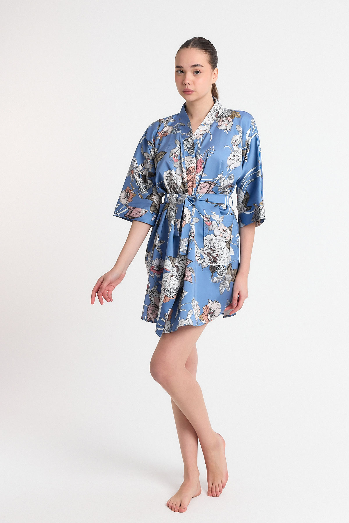 DESENLİ SATEN KİMONO