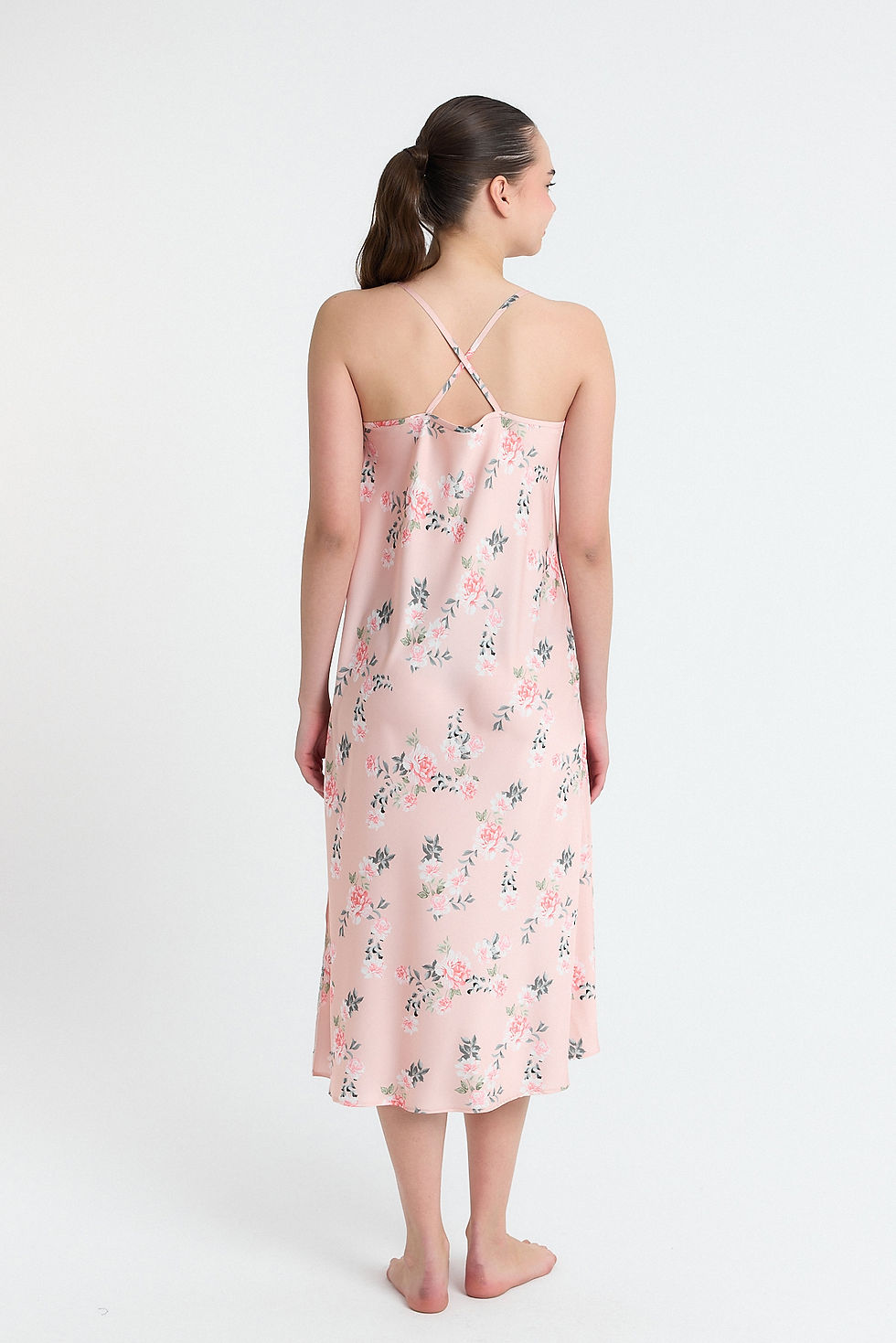 Küçük resim: PEMBE DESENLİ SATEN GECELİK ELBİSE