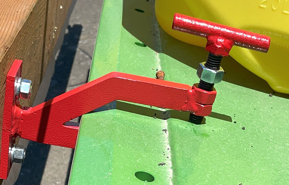 Front Bucket Brackets, Set of 2. (WWFBBKT2)