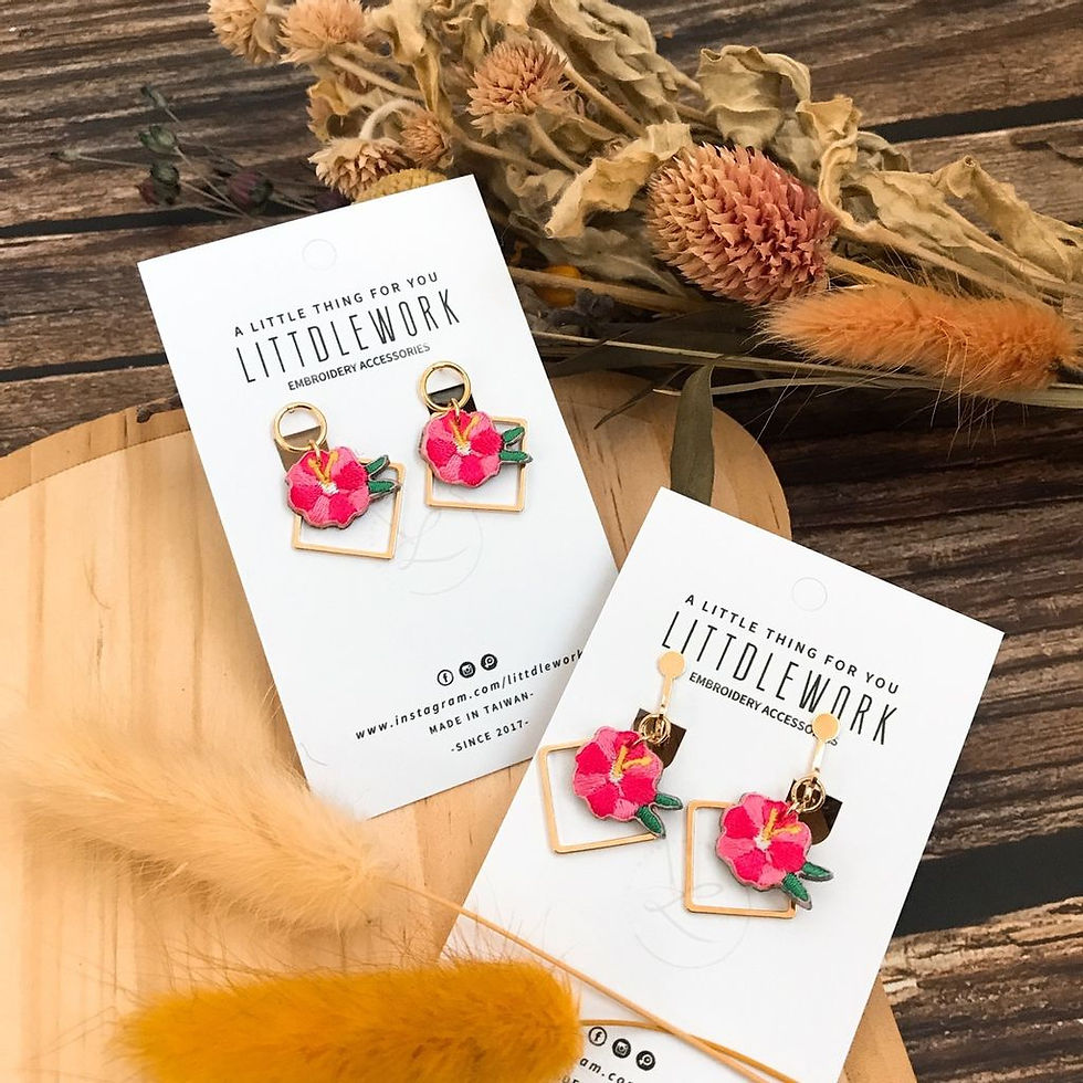 Littdlework | 刺繡耳環 - 小紅花 | Embroidered earring - little flower