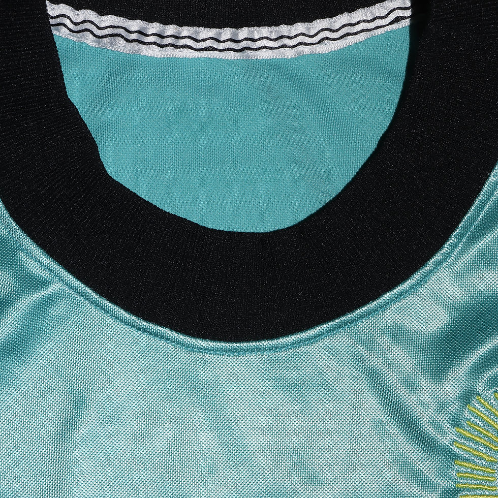 Thumbnail: NURA KHATHA Vintage Football Leisure Kit Jersey [L-XL]