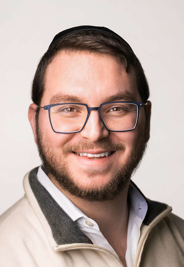 Yanky Perl-smile square_low-.png