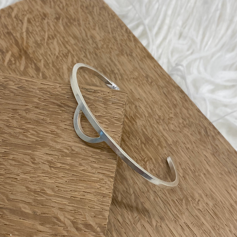 Thumbnail: Half circle cuff