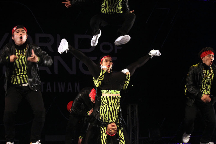 FriendlyLiu-Photography-Dance2-Taiwan.jpg