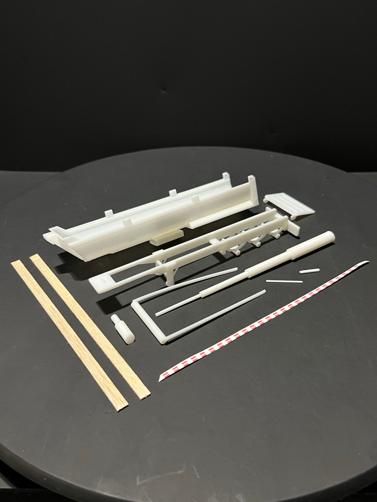 35 FOOT GRAVEL TRAILER, TRI AXLE END DUMP, ROUND (STYLE 1)