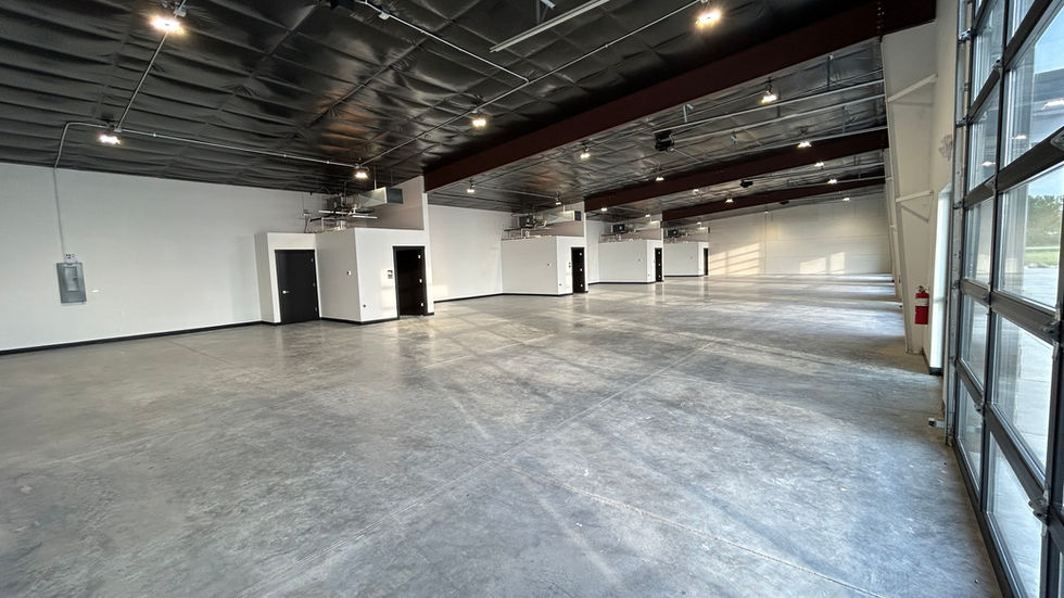 6,000sf available or 4 bays at 1,500sf/each.