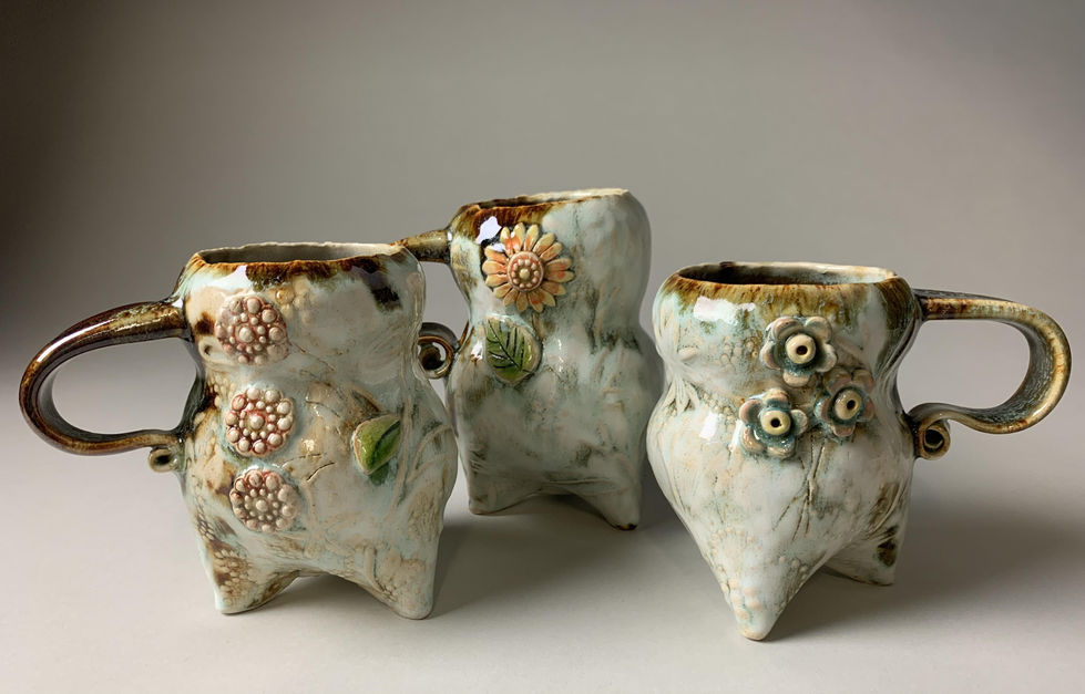 3 Floral pattern cups