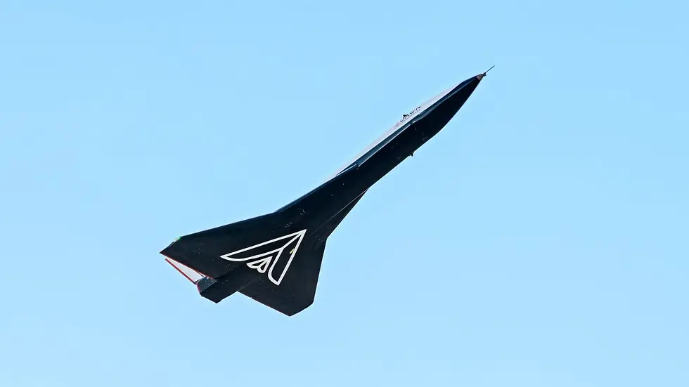 Aurora spaceplane in flight