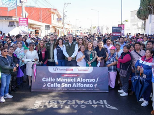 Entrega Pepe Chedraui rehabilitación vial en la colonia Santa Margarita