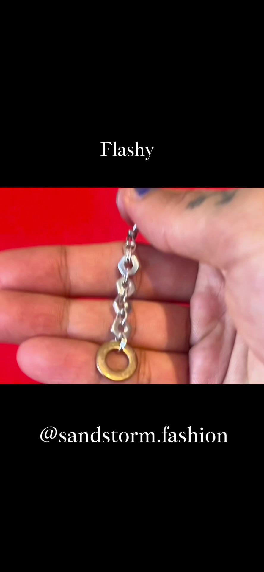 Thumbnail: Flashy Earrings 📸⚡️