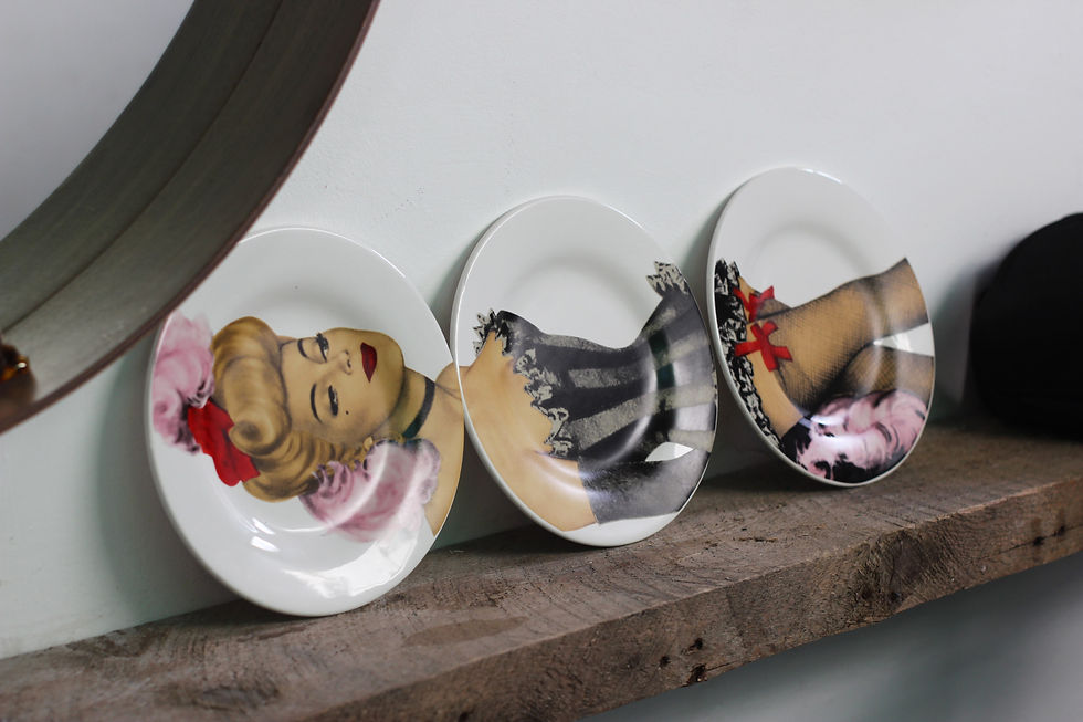 Thumbnail: Show Girl Wall Plates