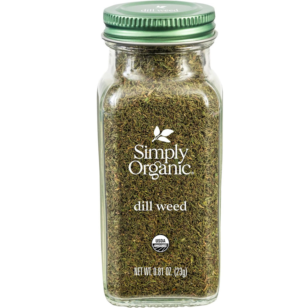 Simply Organic Dill Weed Cut & Sifted 0.81-Ounce Glass Bottle Front View