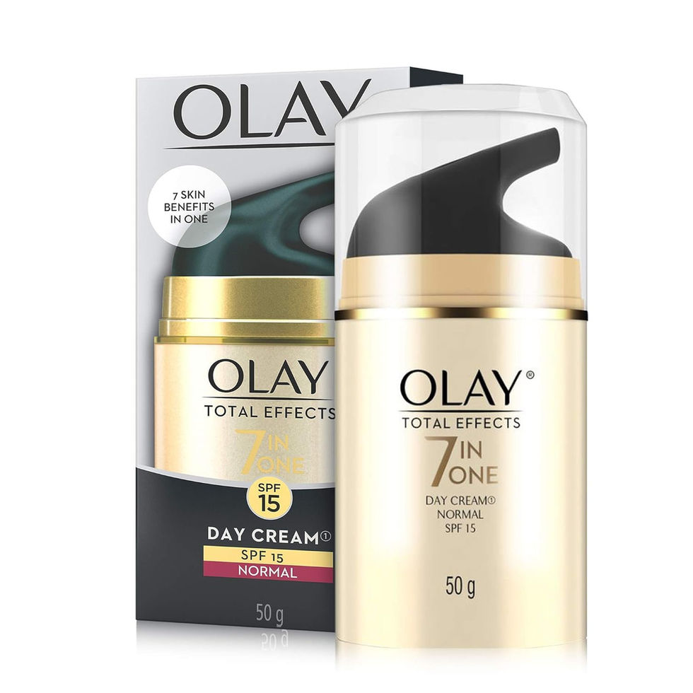 Olay Total Effects 7 in 1 Day Cream Normal with SPF 15 Bottle and Packaging Side View