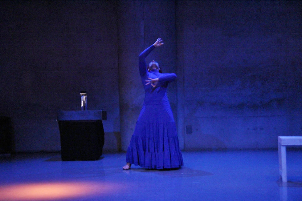 blue_water_I_©takashi_ito_dansecreations.ch_IMG_5251