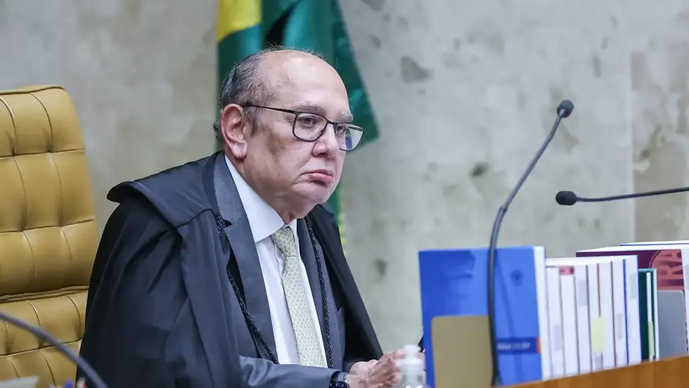 Gilmar Mendes critica vazamento de conversas íntimas de Daniel Vorcaro