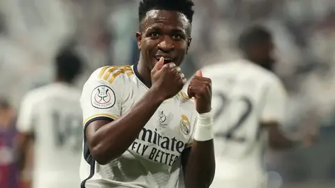 Reunião decisiva: Vini Jr. se reapresenta ao Real Madrid sob assédio milionário do Arsenal