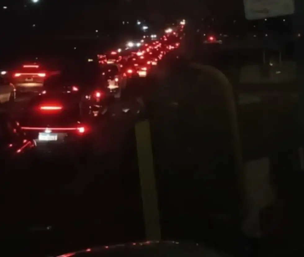 VÍDEO: ‘Perderemos o show, infelizmente’, diz fã sobre congestionamento no trajeto ao show do Guns N’ Roses
