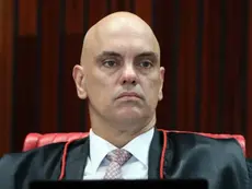 Após prorrogar prisão de Bolsonaro, Moraes dá 48h para defesa entregar 10 armas