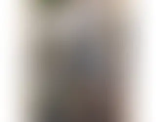 Moradores flagram homem furtando placa e aparelho de academia na Mata do Jacinto