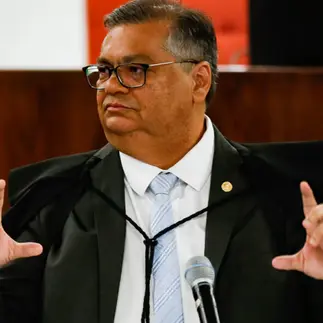 Dino acusa Fachin de romper regras e pede que ministros sejam julgados em conjunto