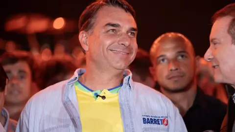 Campanha avalia que qualquer desfecho sobre Moraes favorece Flávio