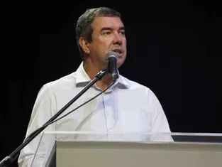 Fiscalização vai garantir redução no preço do diesel em MS, anuncia Riedel