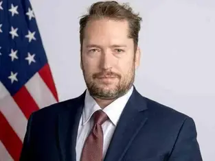 Itamaraty confirma revogação de visto de assessor de Trump