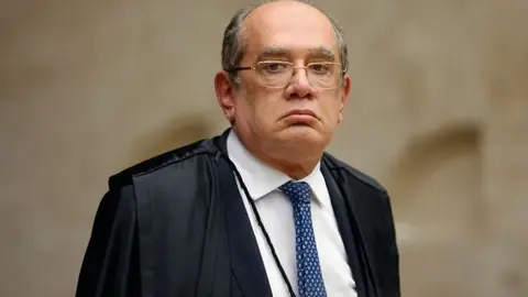 Críticas de Gilmar a colegas do STF e caso Master violam Lei da Magistratura, avaliam juristas
