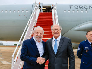 Falas de Lula e Alckmin evidenciam governo em clima de campanha