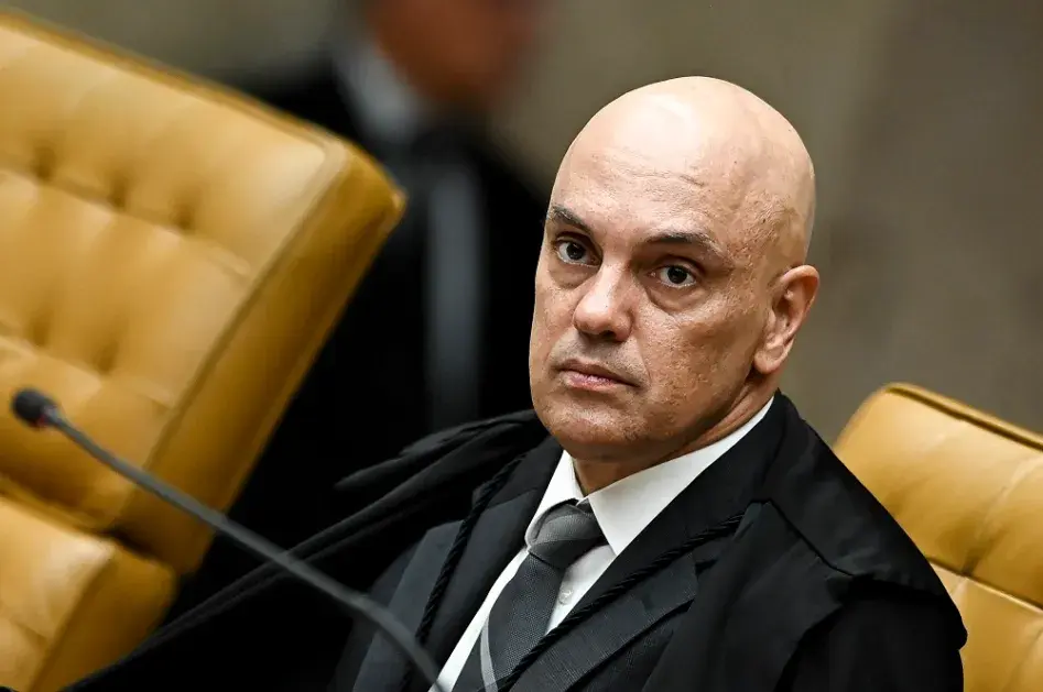 Moraes valida acordo que suspende ação contra deputado réu por 8/1