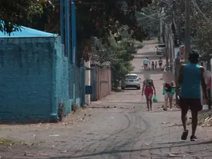 Homem de 41 anos é morto a tiros em ponto de drogas e corpo é encontrado em quintal no Nova Lima