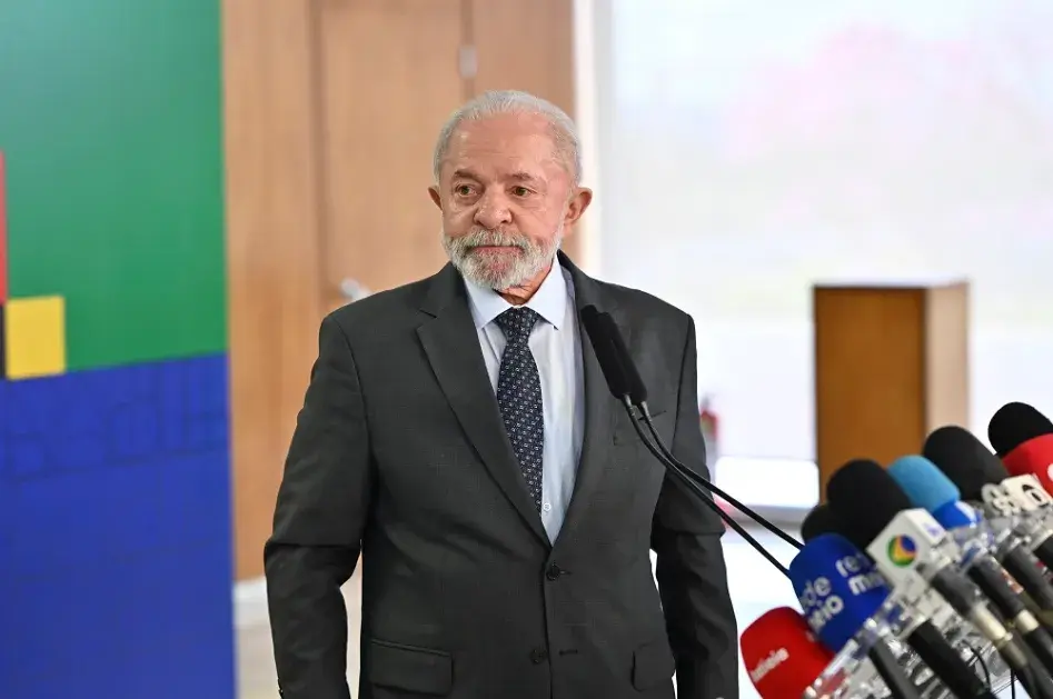 Lula vai ao G7 com expectativa de negociar tarifa dos EUA e veto à carne pela UE - Ton Molina/Fotoarena/Estadão Conteúdo