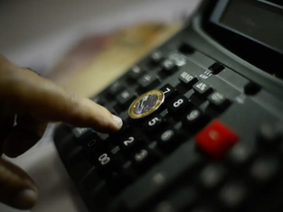 Governo Central apresenta déficit primário de R$ 20,2 bilhões em novembro