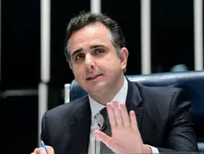 Pacheco fará ponte entre Lula e Alcolumbre em meio a tensão